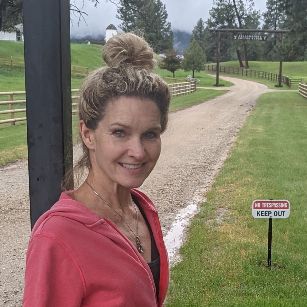 Meet your Posher, Cindy